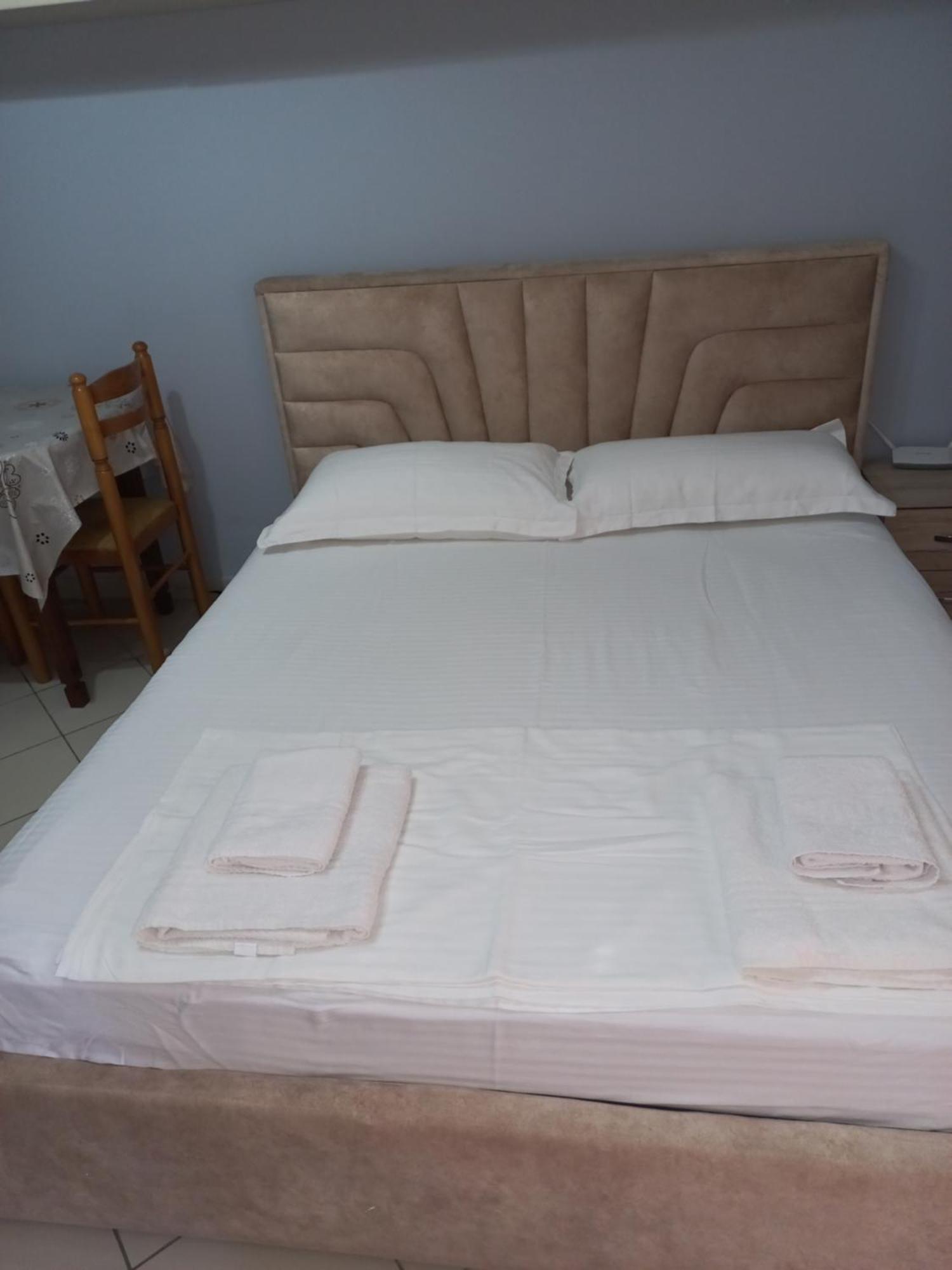 Lungomare Apartament Sea View Vlorë Zimmer foto